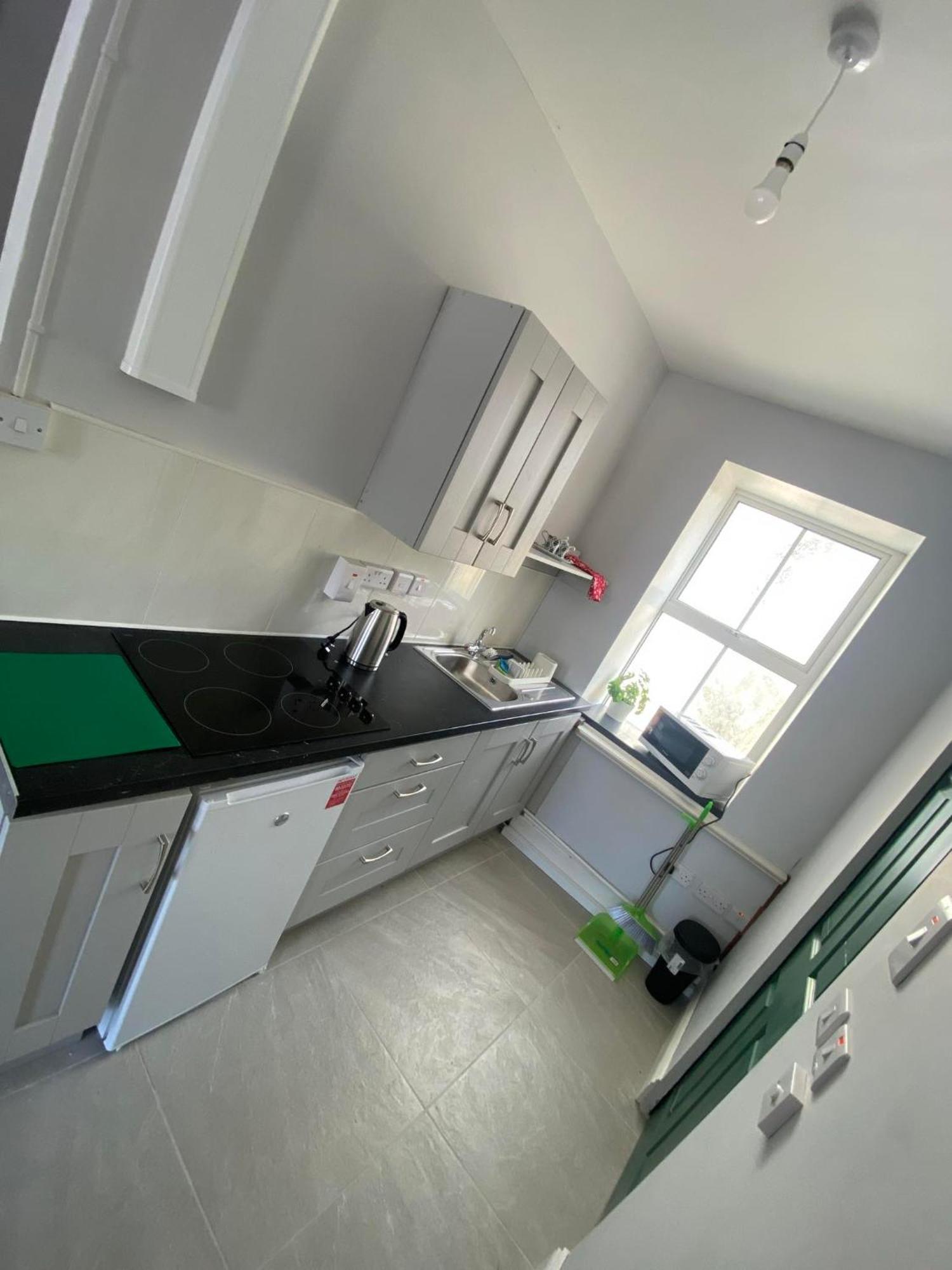 Yellow House Appartement Bantry Buitenkant foto
